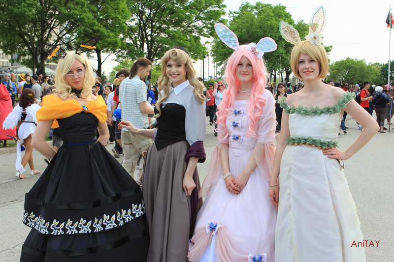 Kuro Hitsuji Cosplay as the three Eeveelutions: Umbreon, Sylveon, Leafon - Pokemon | Aurora - Sleeping Beauty